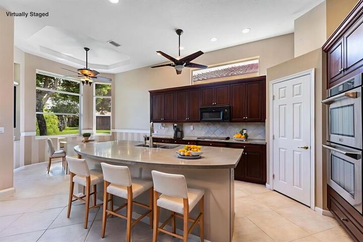 1914 Via Castello  Wellington FL 33411 photo