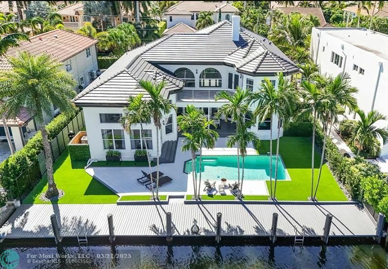 Property Photo: 2525 Sea Island Drive FL 33301