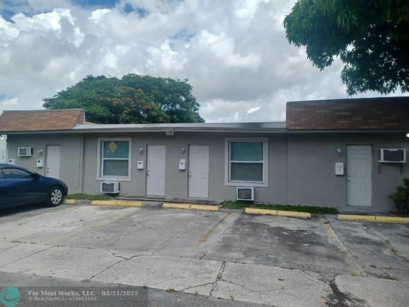 24 SW 13th St  Dania Beach FL 33004 photo