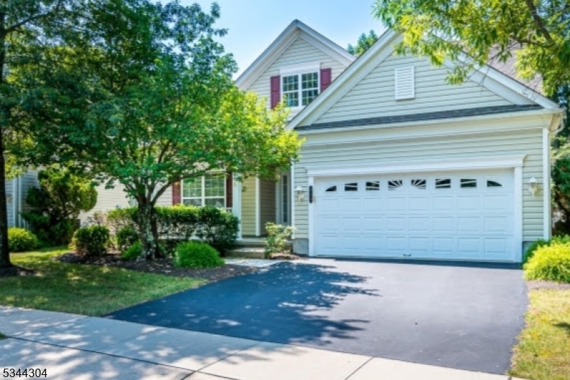 Property Photo: 233 Knollcrest Ct NJ 08873