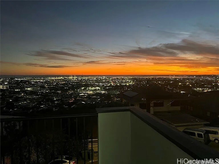Property Photo: 2364 Makanani Drive HI 96817
