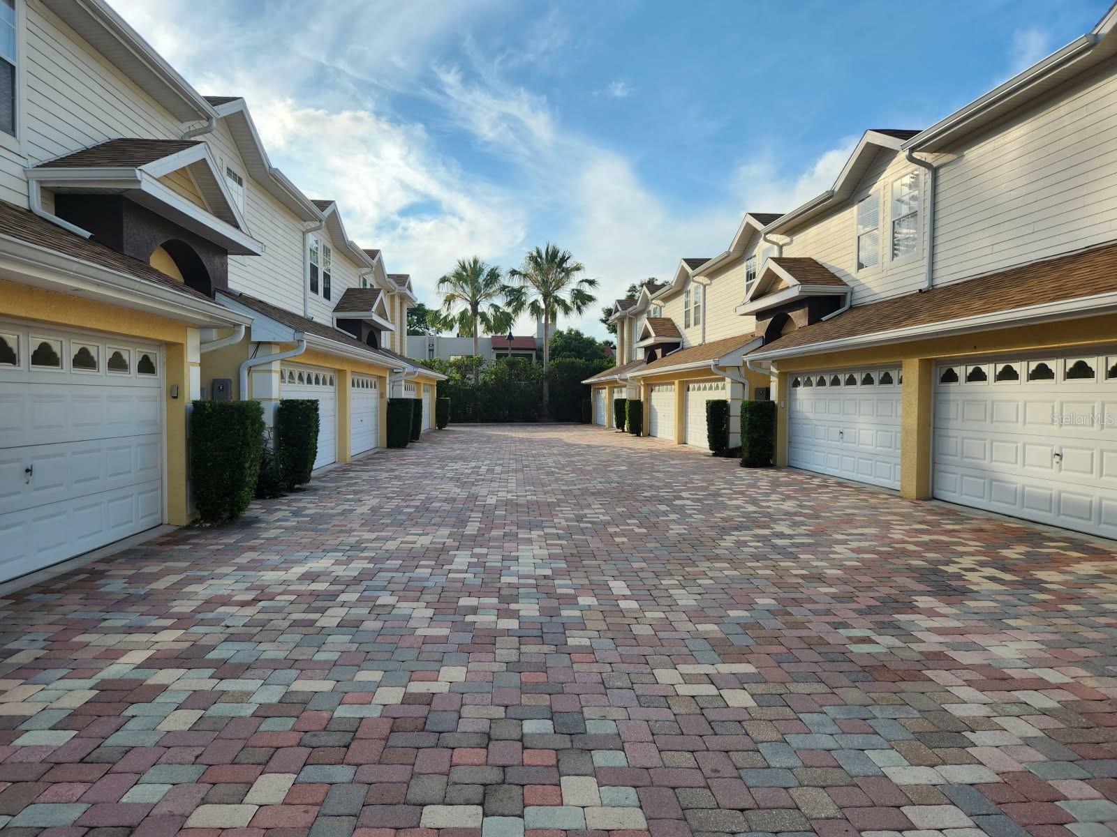 Property Photo: 2979 Estancia Place FL 33761
