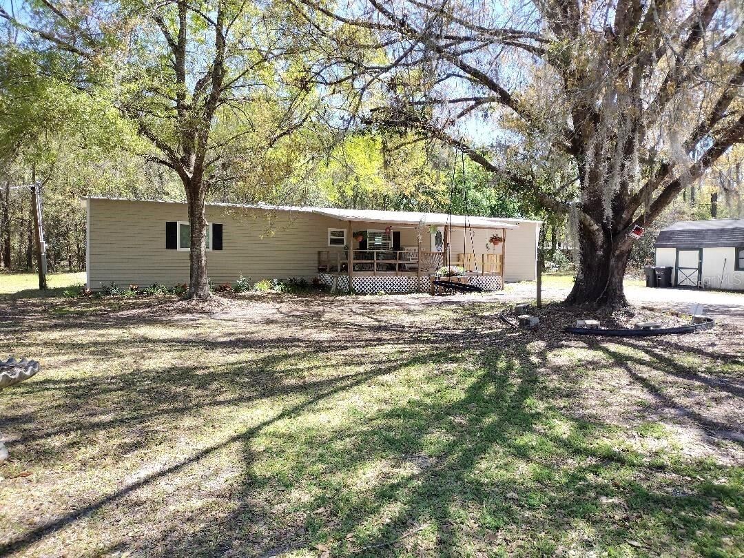 Property Photo: 327 Bimini Lane FL 32110