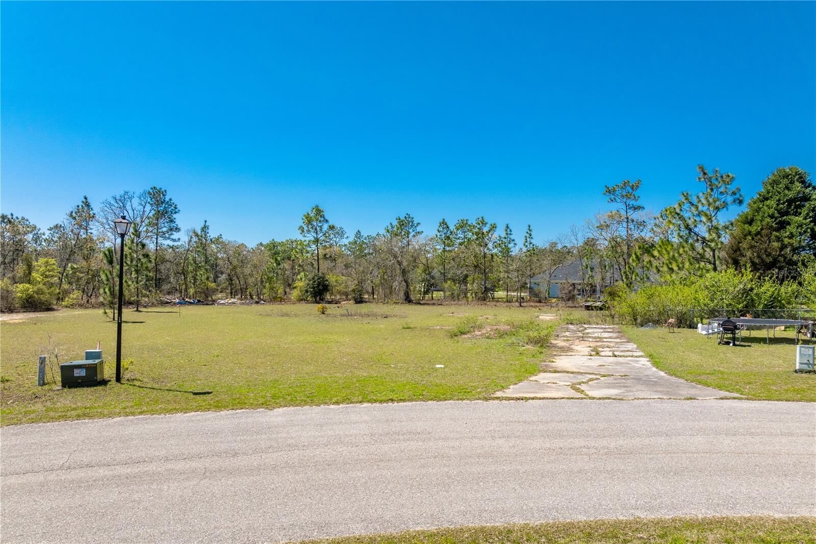 Property Photo: 196 Carlene Lane FL 32351