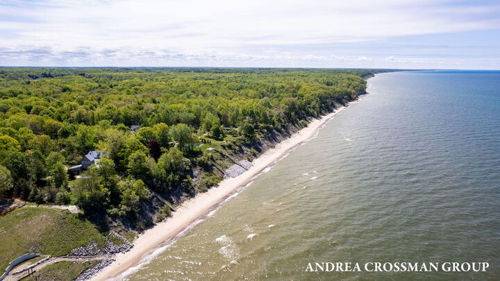 Property Photo:  1484 71st Street  MI 49408