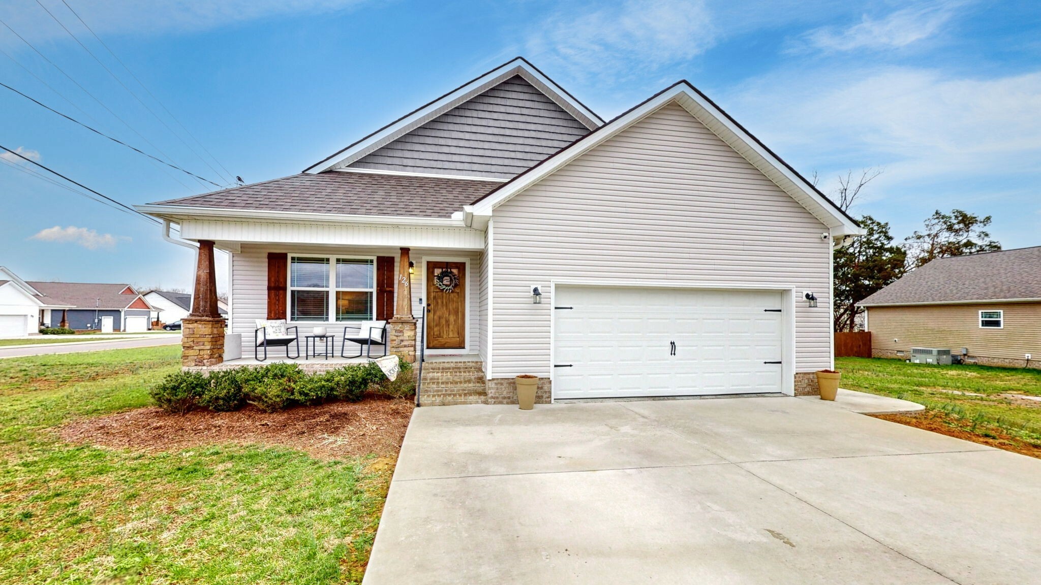 Property Photo: 126 Blue Grass Dr TN 37160