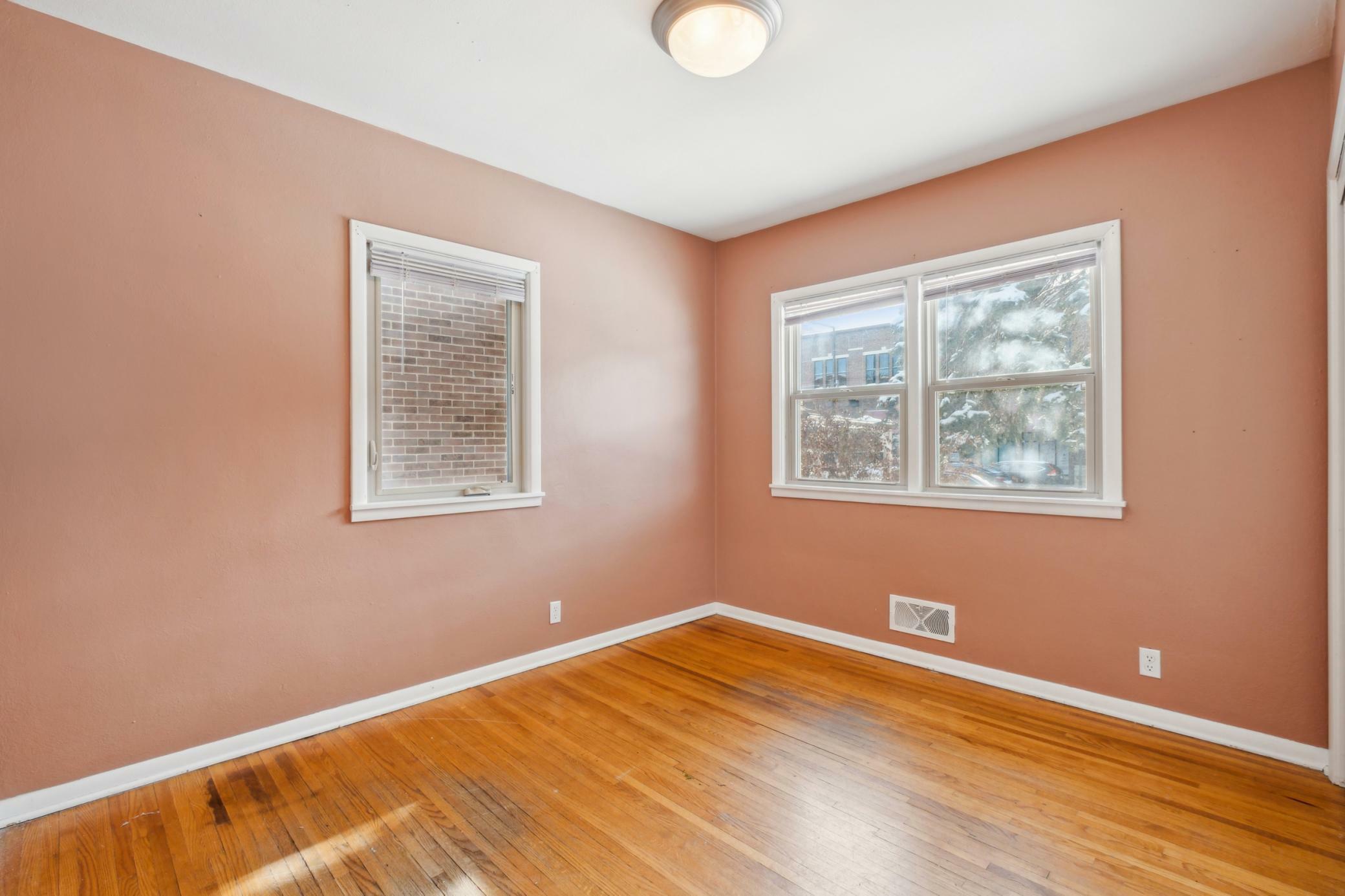 Property Photo: 881 Grand Avenue MN 55105