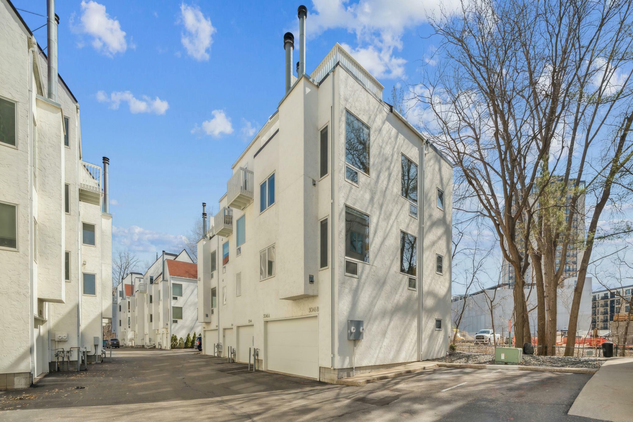 Property Photo: 3046 Lake Shore Drive A MN 55416