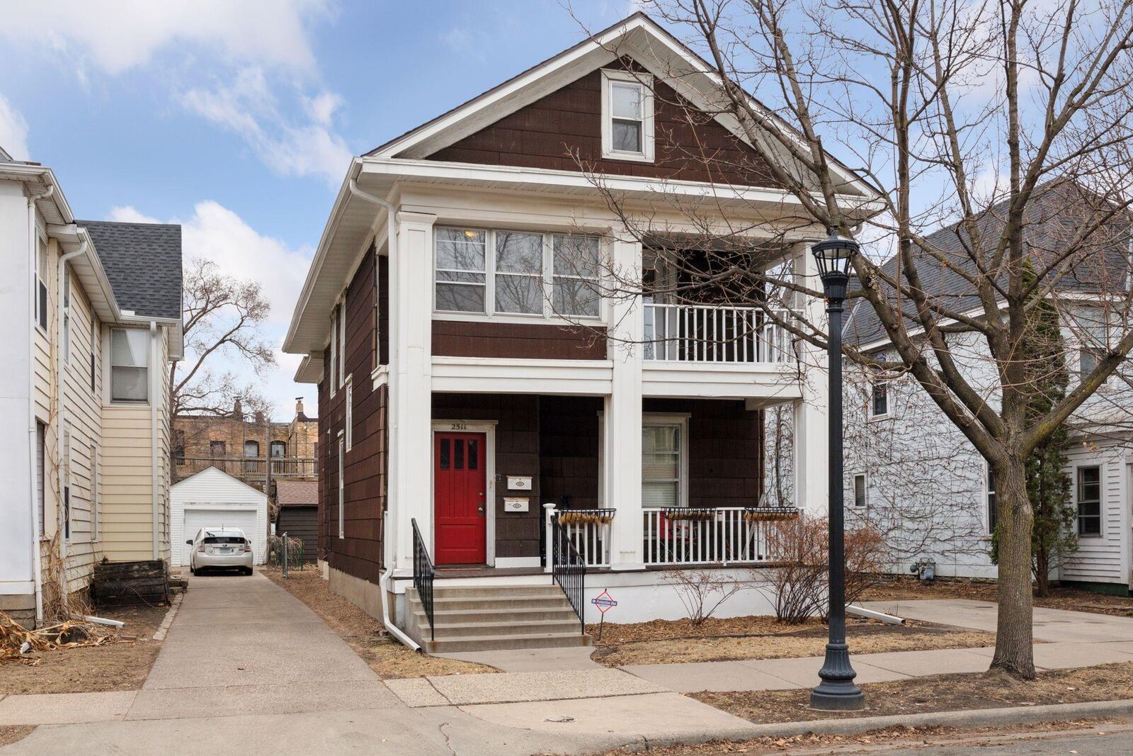 Property Photo: 2511 Aldrich Avenue S MN 55405