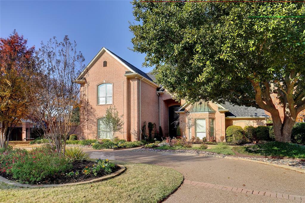 Property Photo:  1306 Lexington Square  TX 76092 
