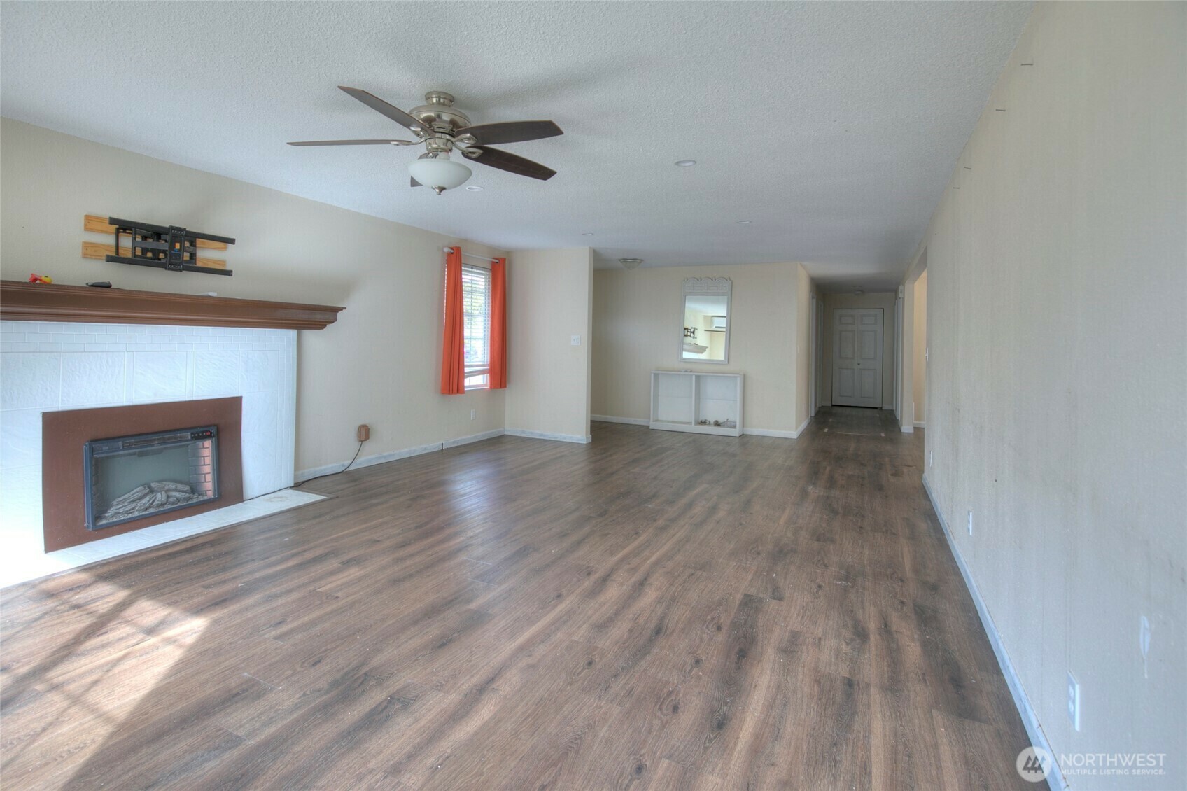 Property Photo:  100  Bonnieview Place  WA 98520 