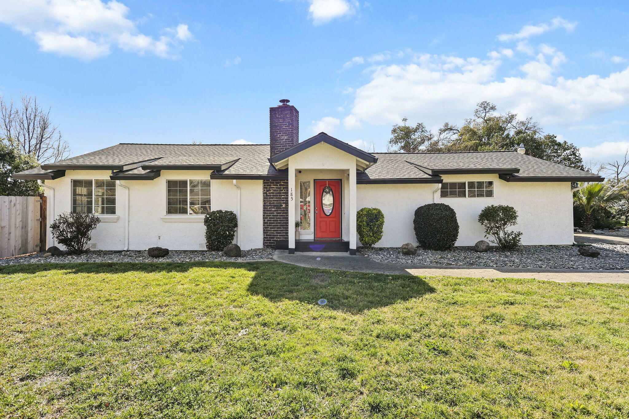 185 Oleander Circle  Redding CA 96001 photo
