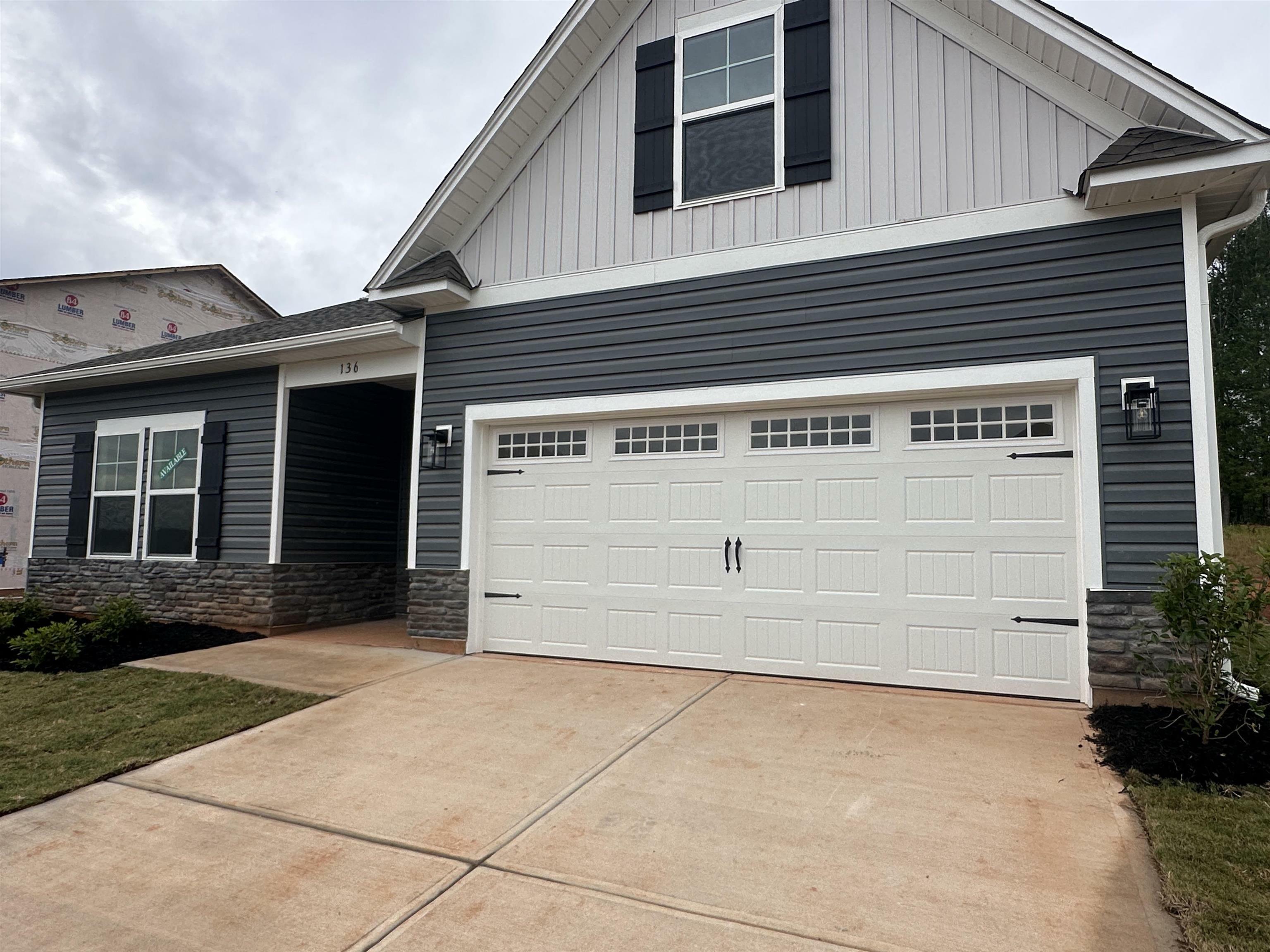Property Photo: 136 Hunters Ridge Drive SC 29316