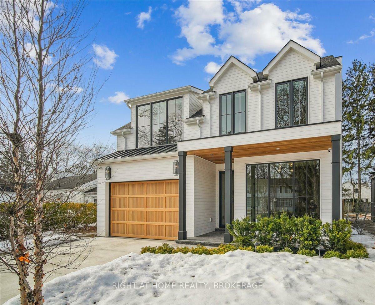 Property Photo: 212 Watson Avenue ON L6J 3V1