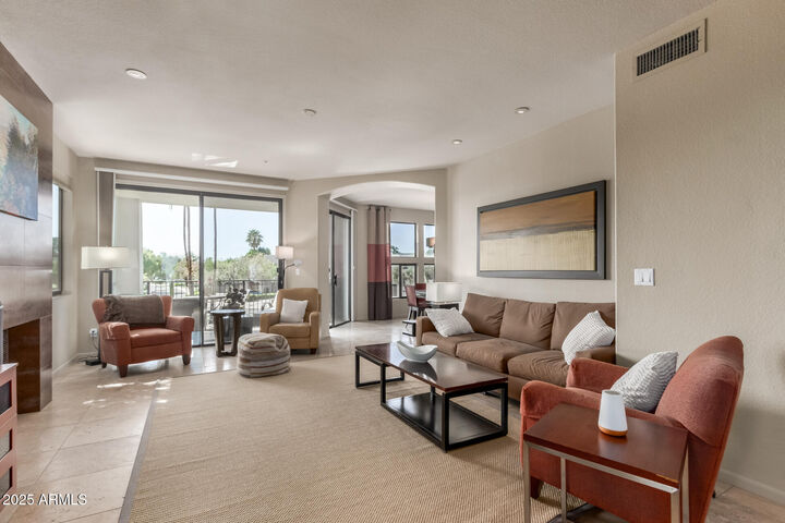 Property Photo:  7700 E Gainey Ranch Road 222  AZ 85258 