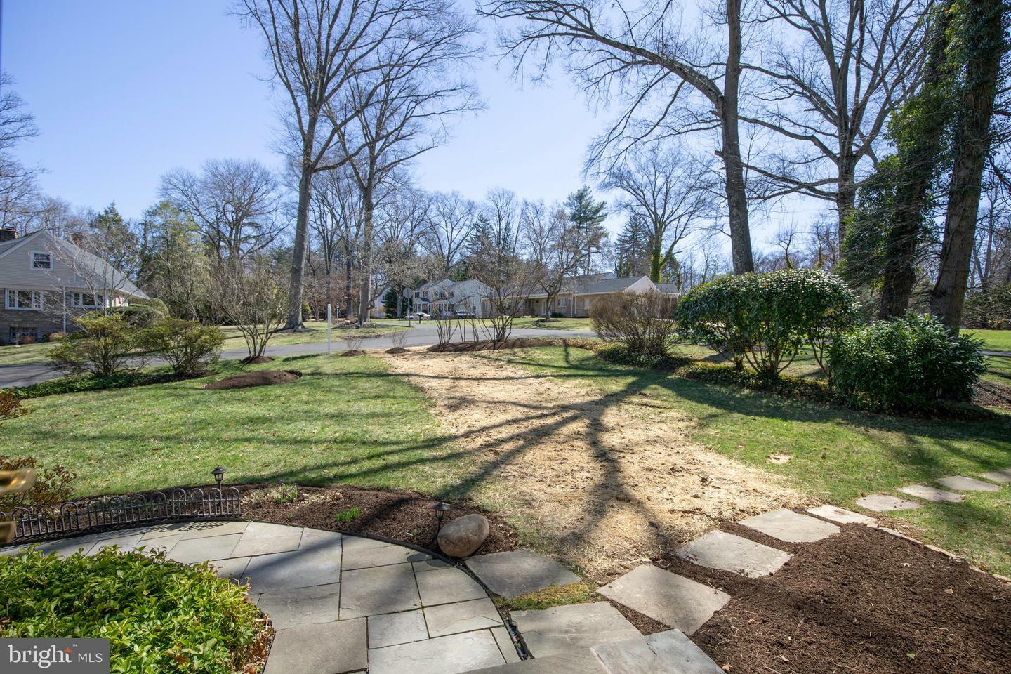 Property Photo: 38 Crown Terrace PA 19067