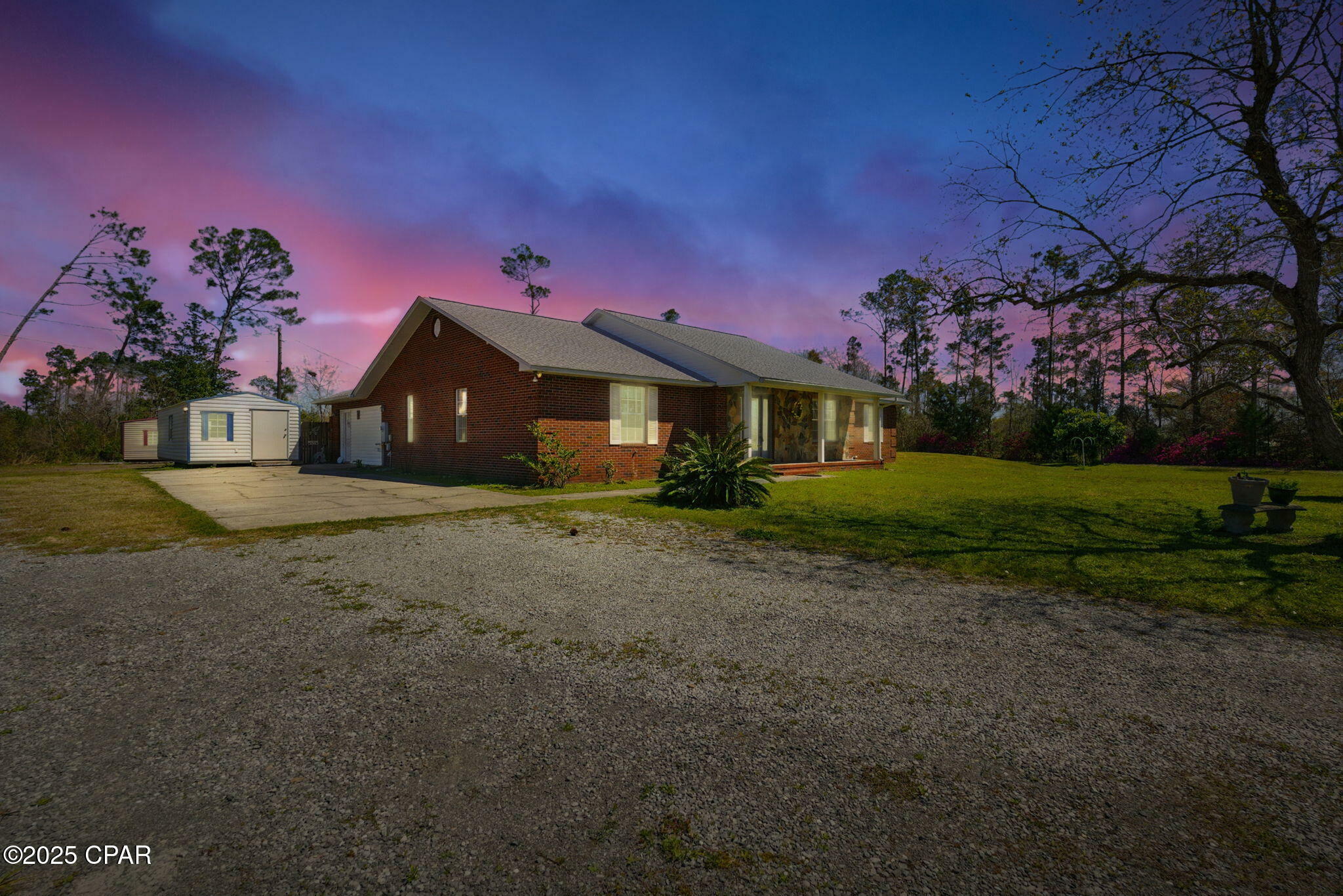 Property Photo: 8344 Kingswood Road FL 32409