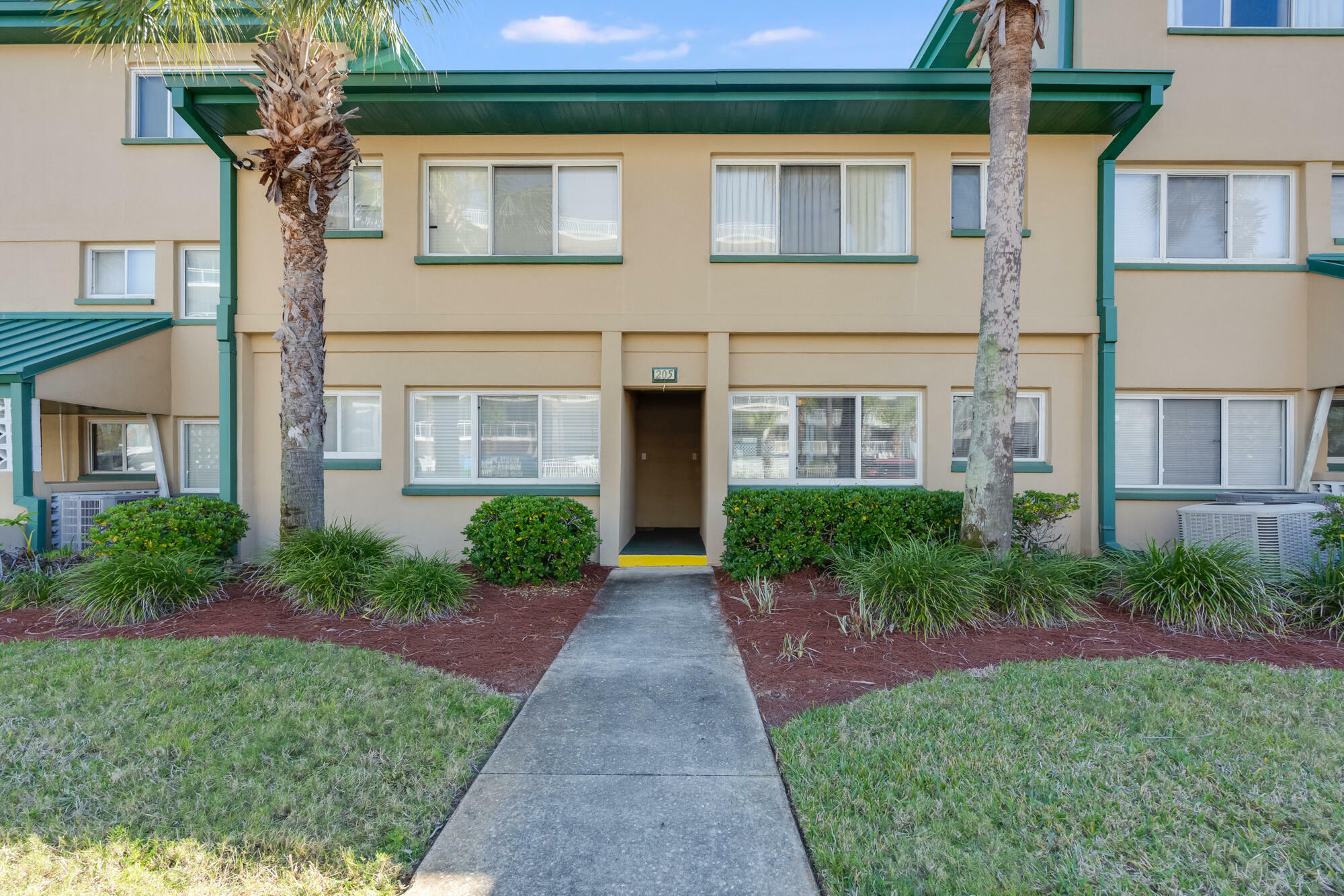 Property Photo: 1530 SE Miracle Strip Parkway Unit 205B FL 32548