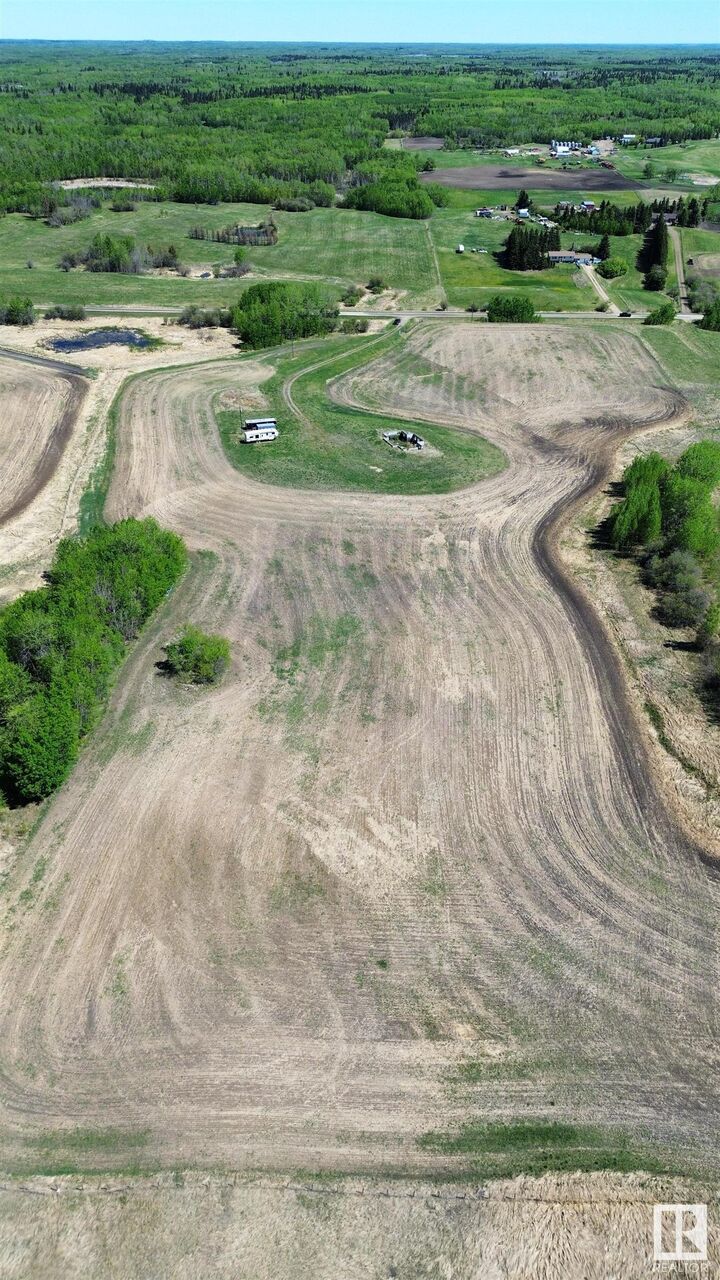 Property Photo:  Twp 540 Range Road 212  AB T8G 2C2 