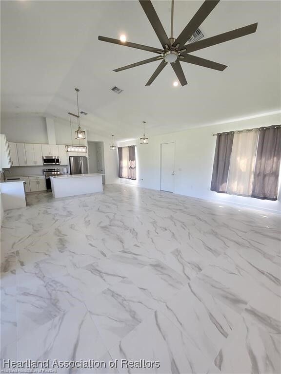 Property Photo: 4983 San Lorenzo Drive FL 33872