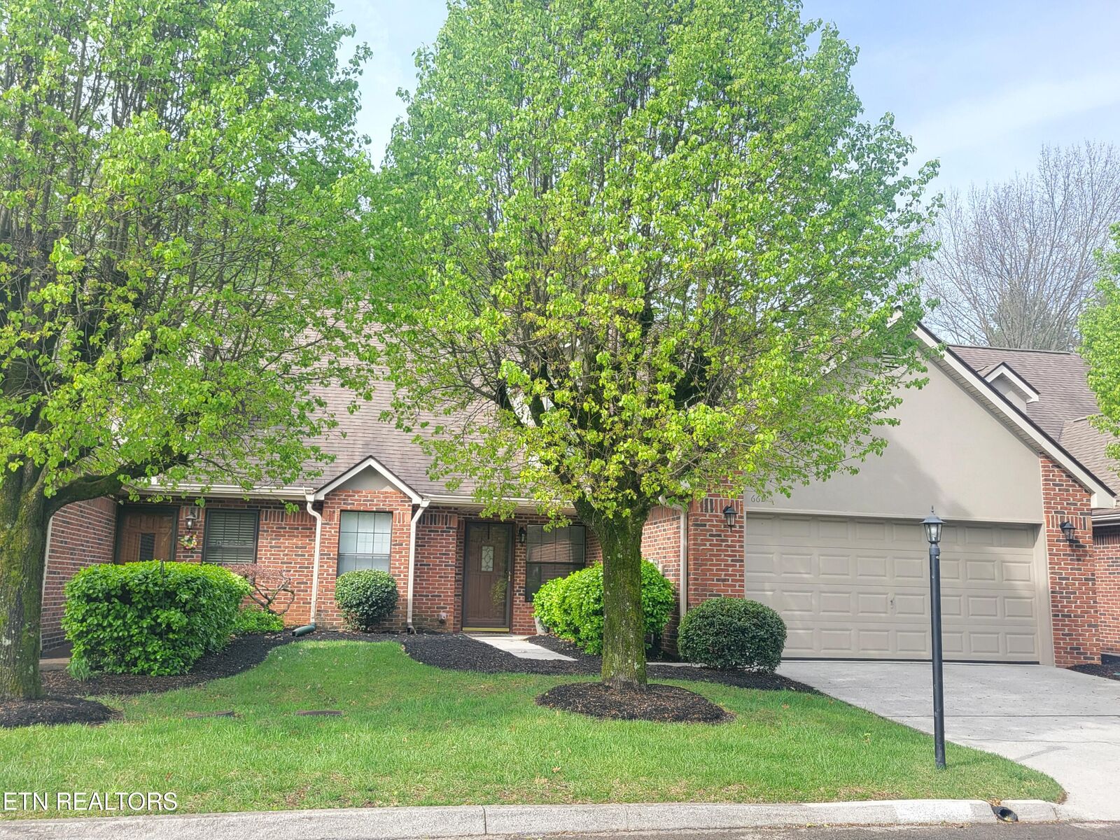 Property Photo: 662 Farragut Commons Drive TN 37934