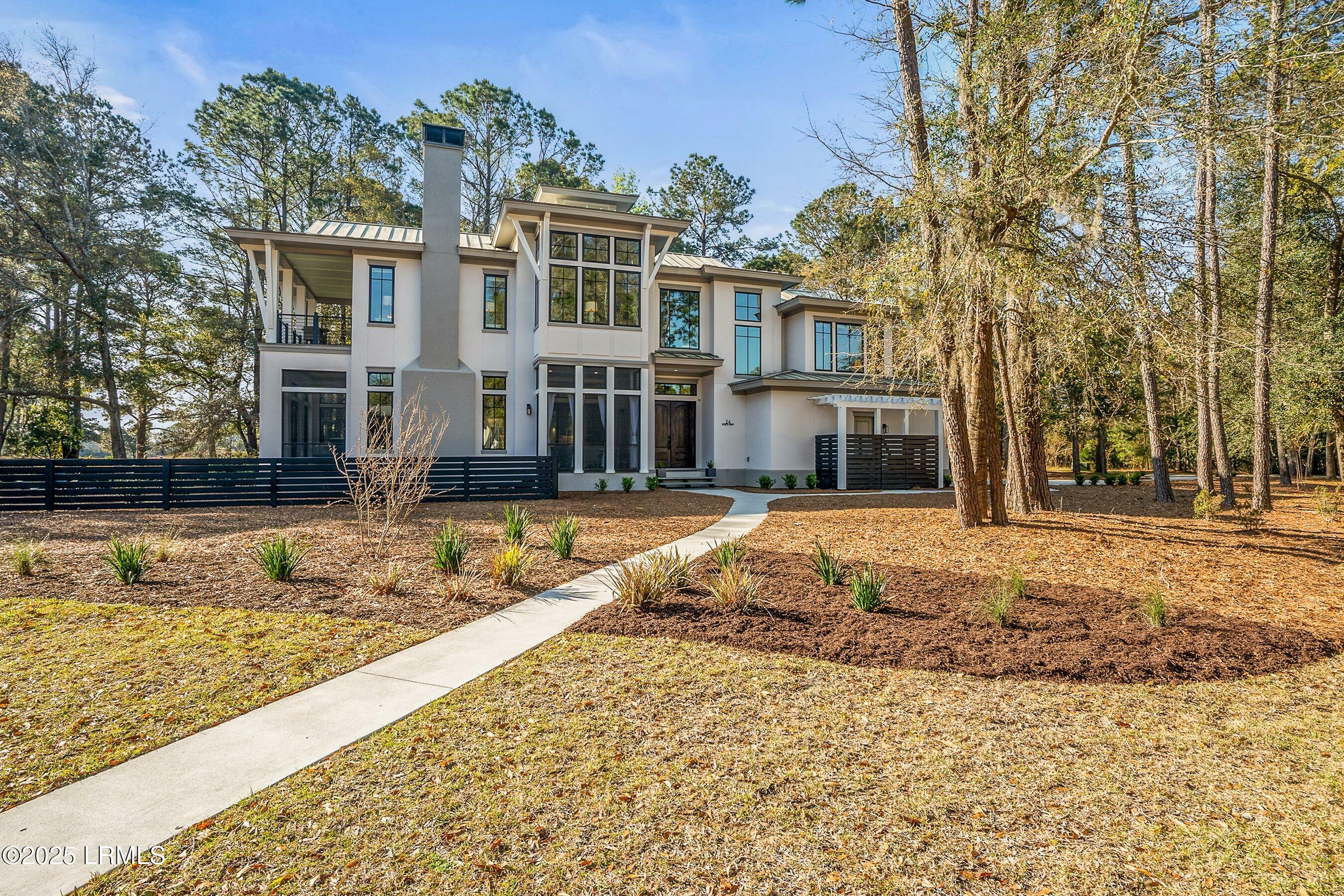 24 Division Street  Beaufort SC 29907 photo