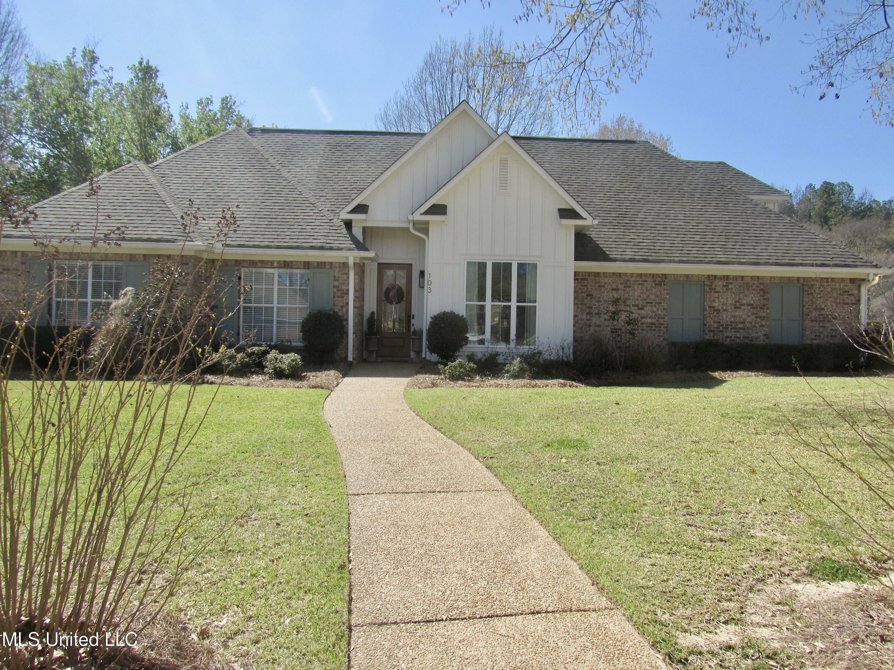 Property Photo: 103 Bayberry Lane MS 39110