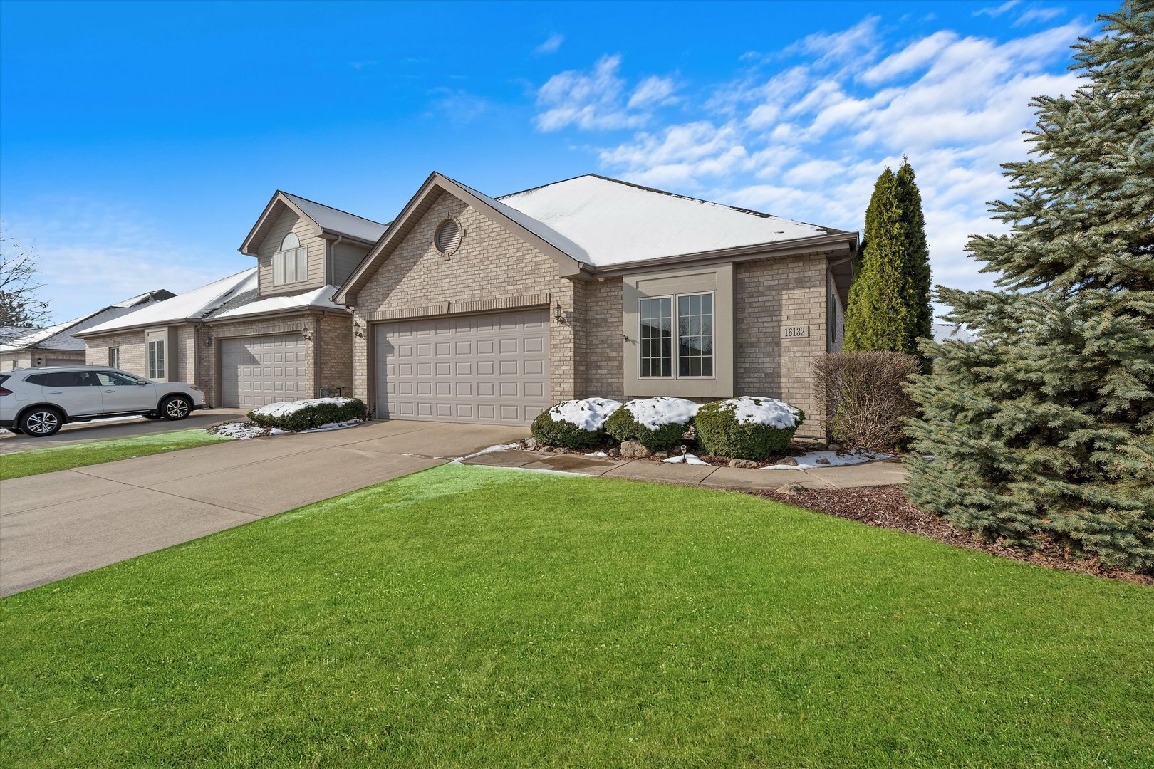 Property Photo: 16132 S Alissa Court IL 60491