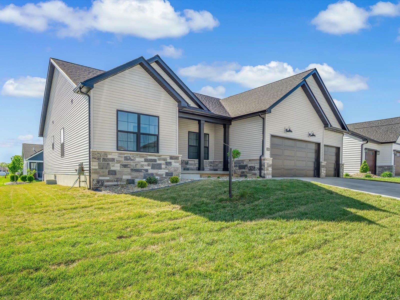 Property Photo: 3160 Ashley Drive IL 62034