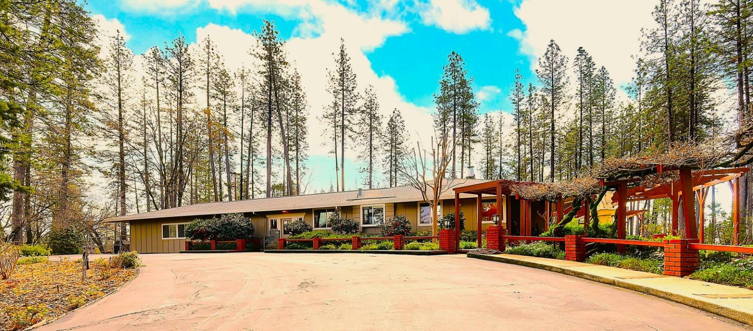 Property Photo: 12827 McCourtney Road CA 95949