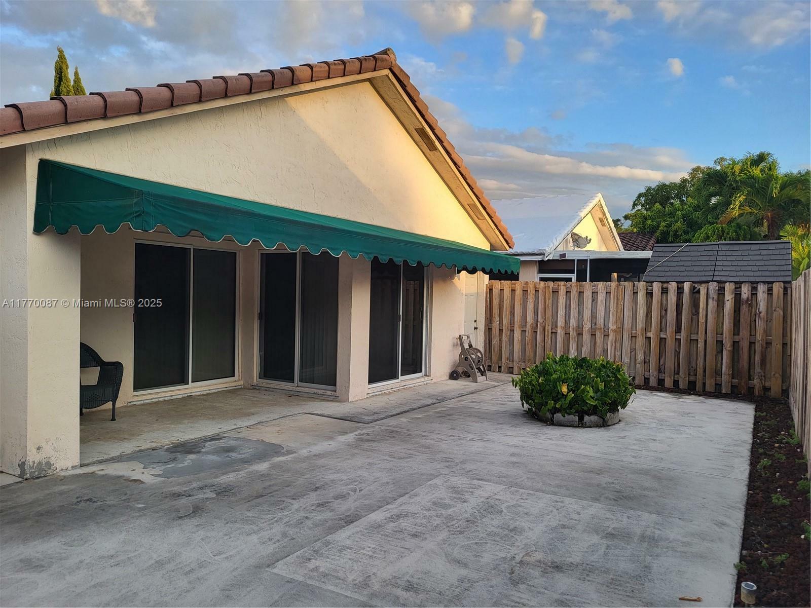 Property Photo: 14144 SW 149th Pl FL 33196