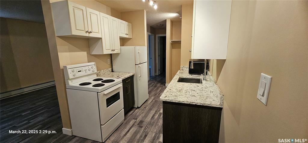 Photo de la propriété: 710 Melrose Avenue 111 SK S7N 0Y7