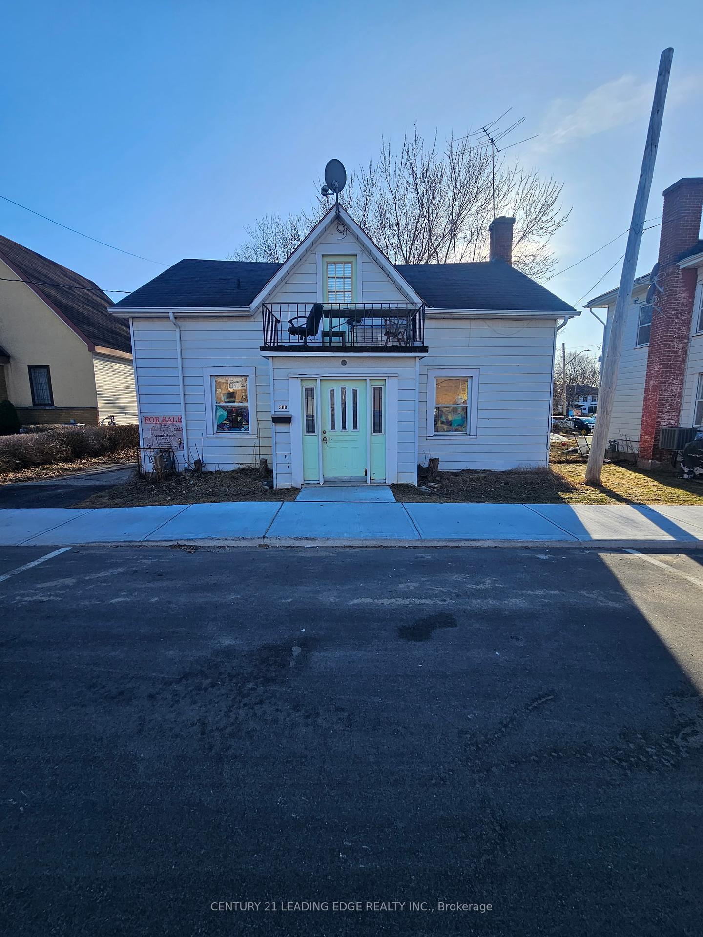 300 Argyle Street S  Renfrew ON K7V 1T9 photo