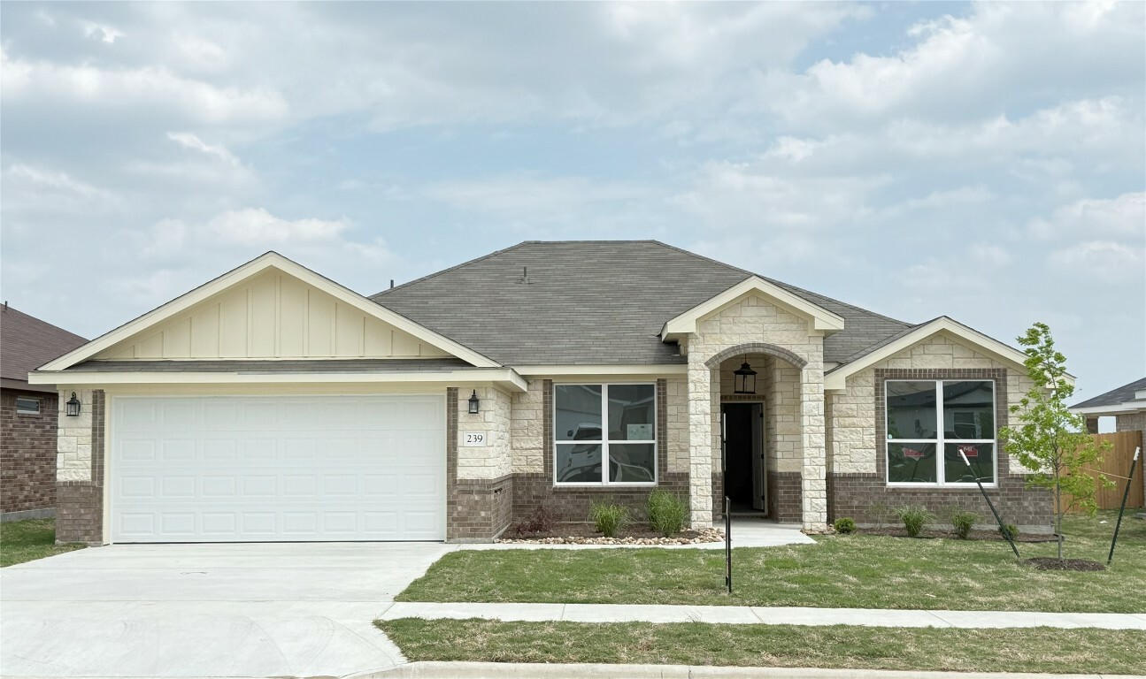 Property Photo: 239 Fawn Ridge Drive TX 76522