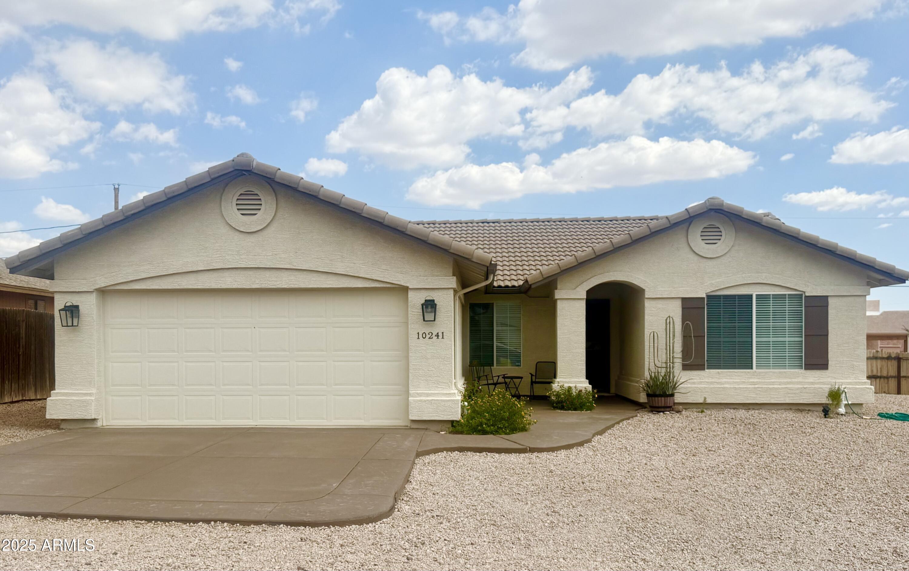 10241 E La Palma Avenue  Gold Canyon AZ 85118 photo