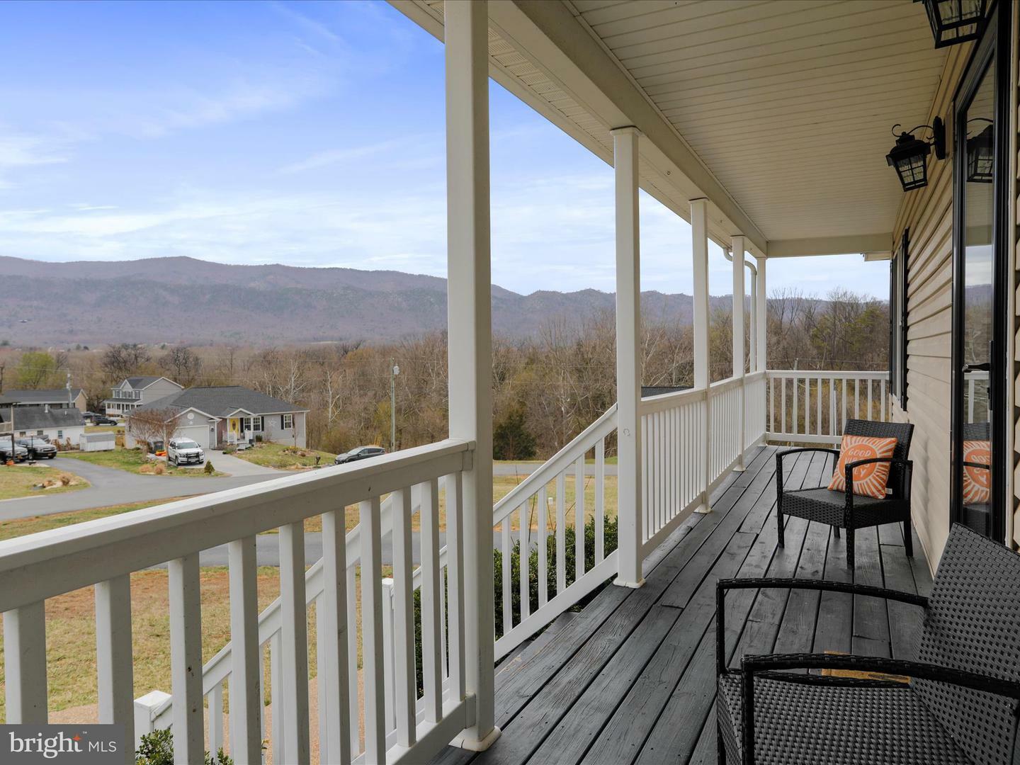 Property Photo: 317 Locustdale Loop VA 22849