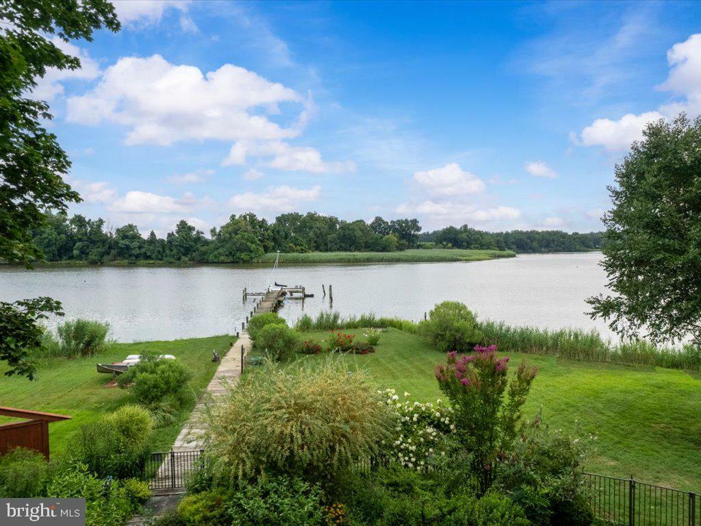Property Photo: 720 SE Creek Road MD 21623