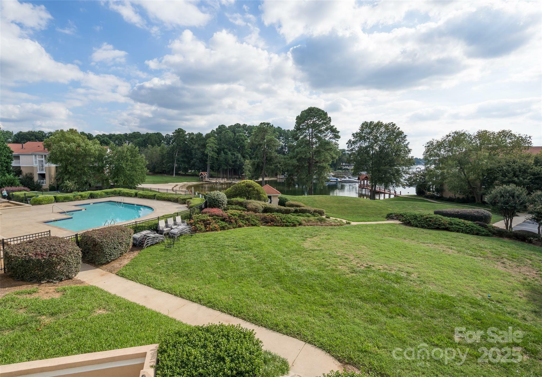Property Photo: 17919 Kings Point Drive NC 28031
