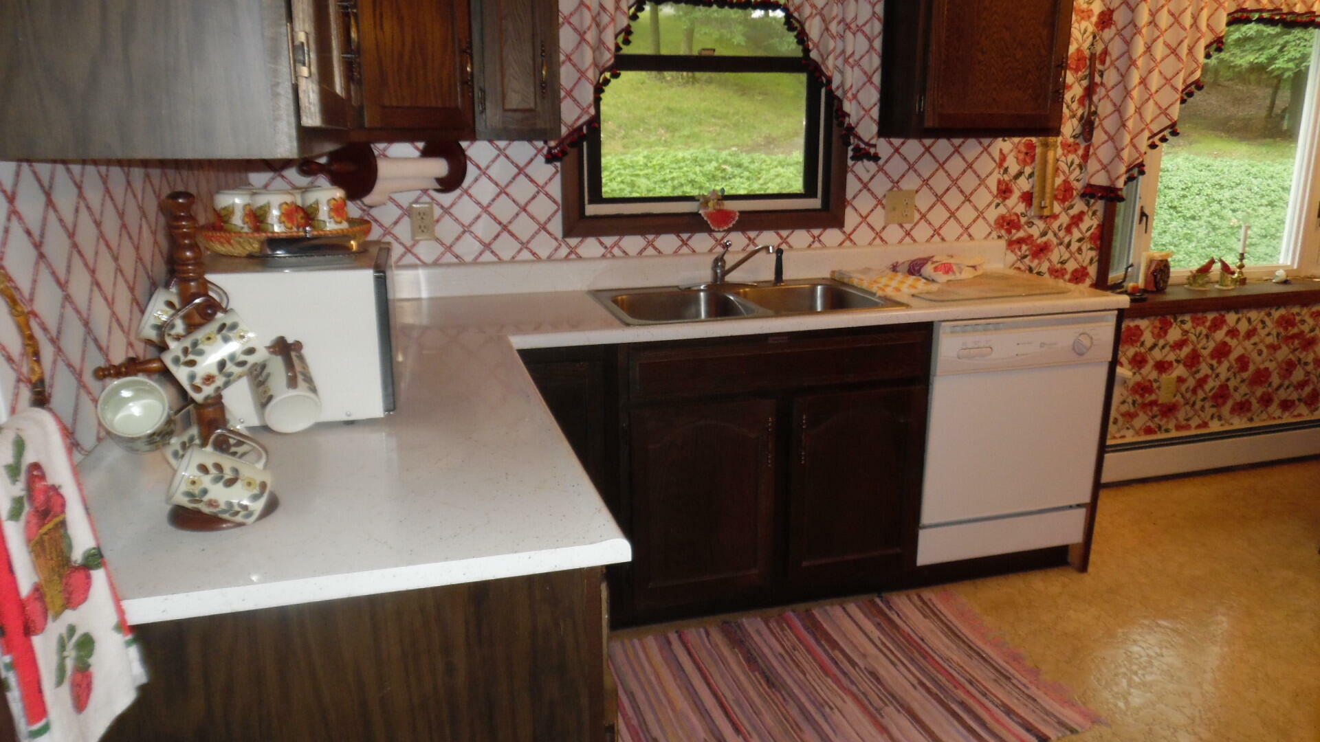Property Photo: 517 Bucco Reef Rd PA 15801
