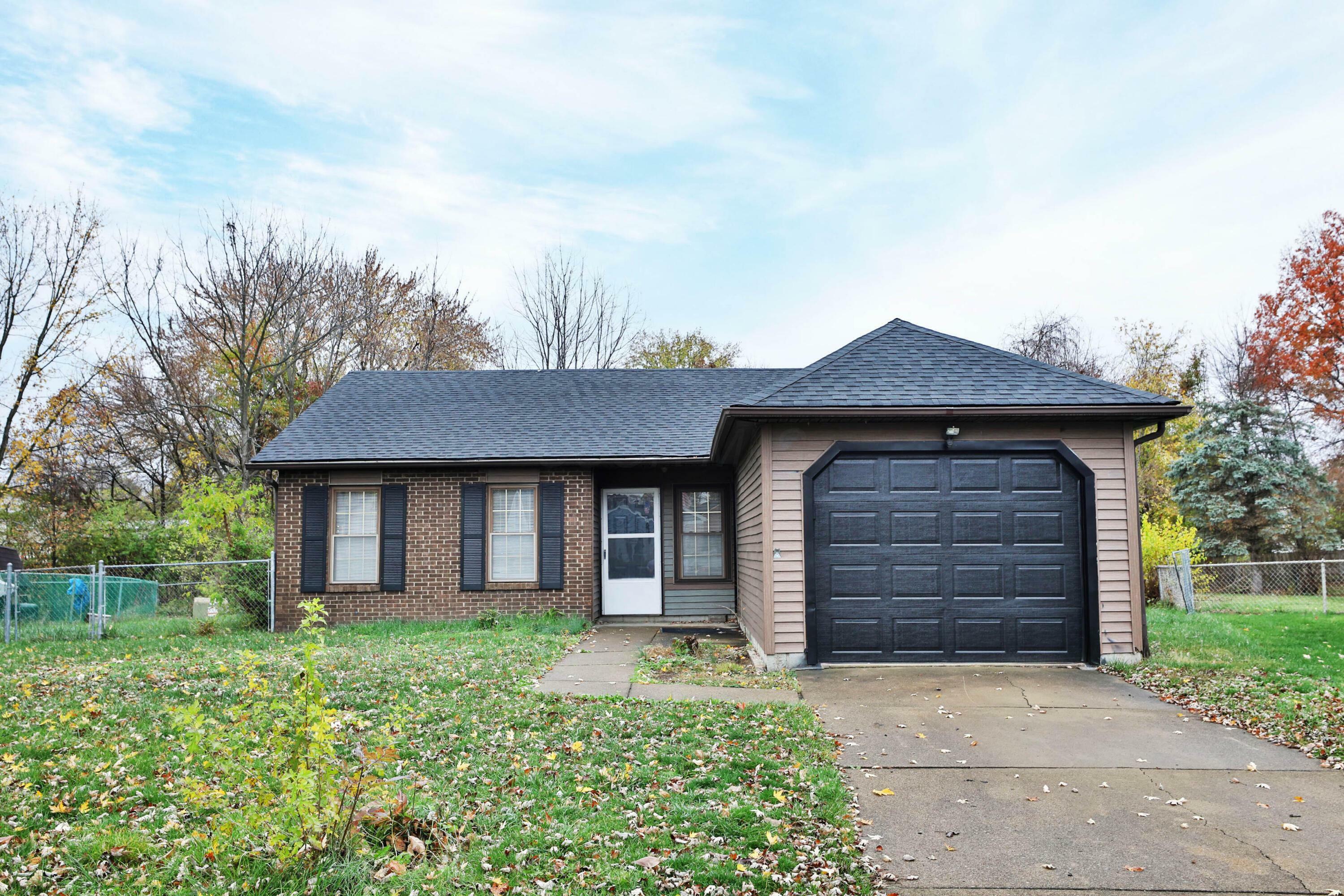 Property Photo: 5418 Adderley Avenue OH 43232