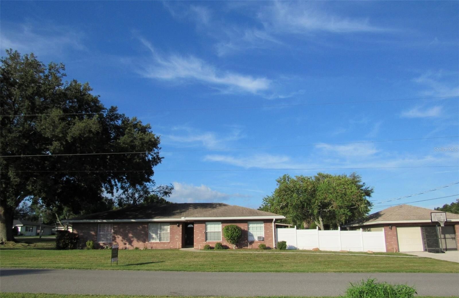 Property Photo: 202 Saint Lucie Road FL 33884