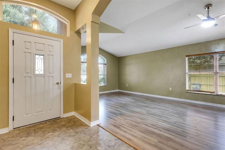 Property Photo: 4731 Portobello Circle FL 33596