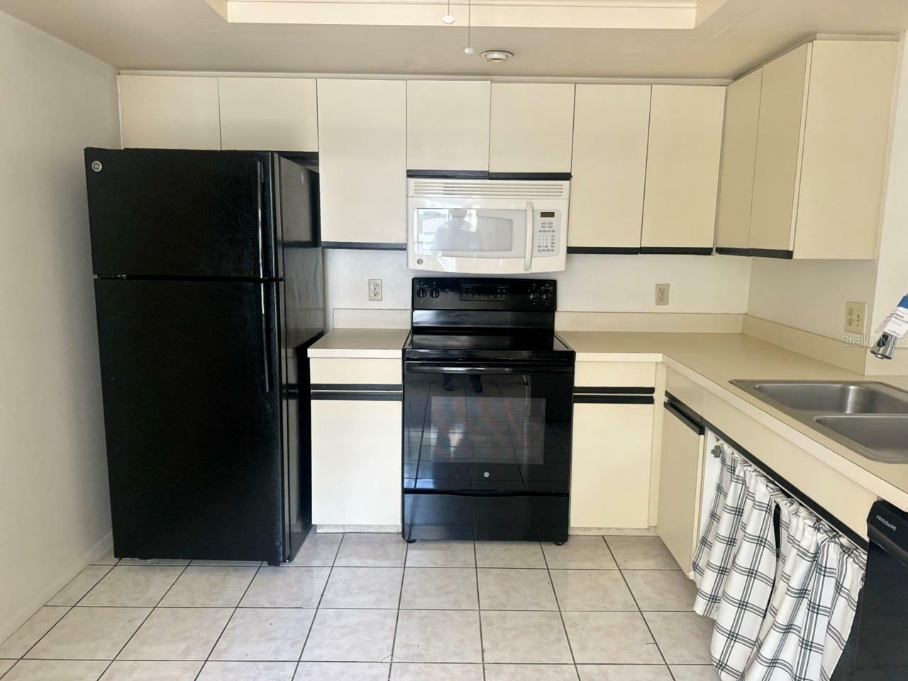 Property Photo: 6304 Pointe West Boulevard A206 FL 34209