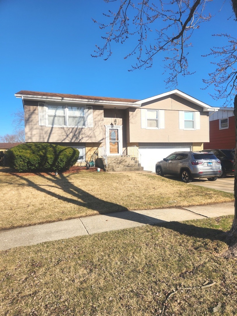 Property Photo: 17109 Magnolia Drive IL 60429