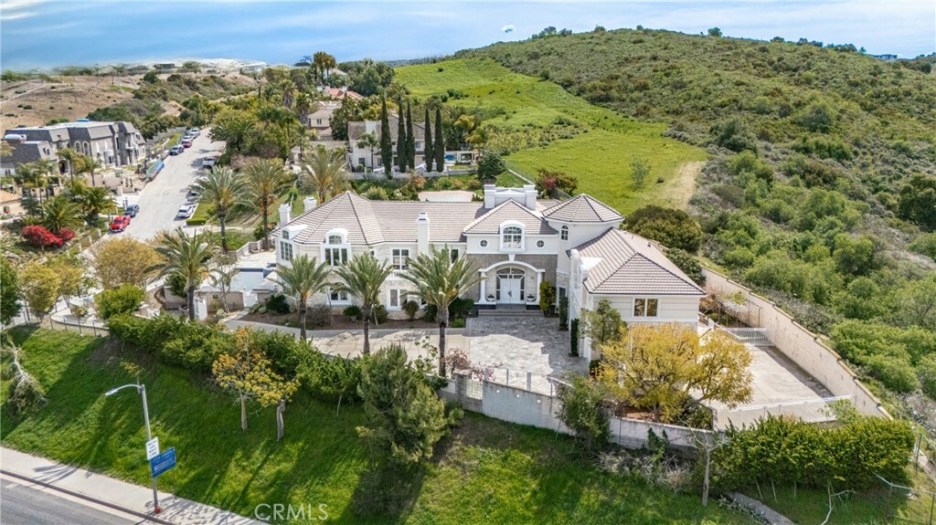 15406 Skyline Drive  Hacienda Heights CA 91745 photo