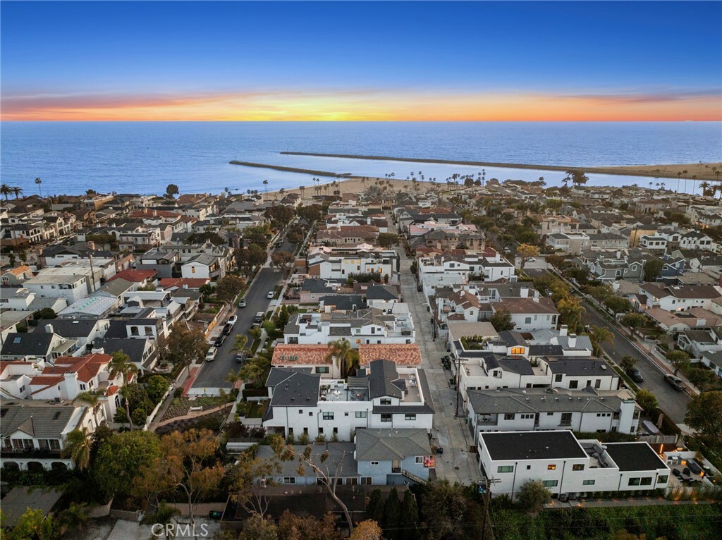 Property Photo: 319 1/2 Jasmine Avenue CA 92625