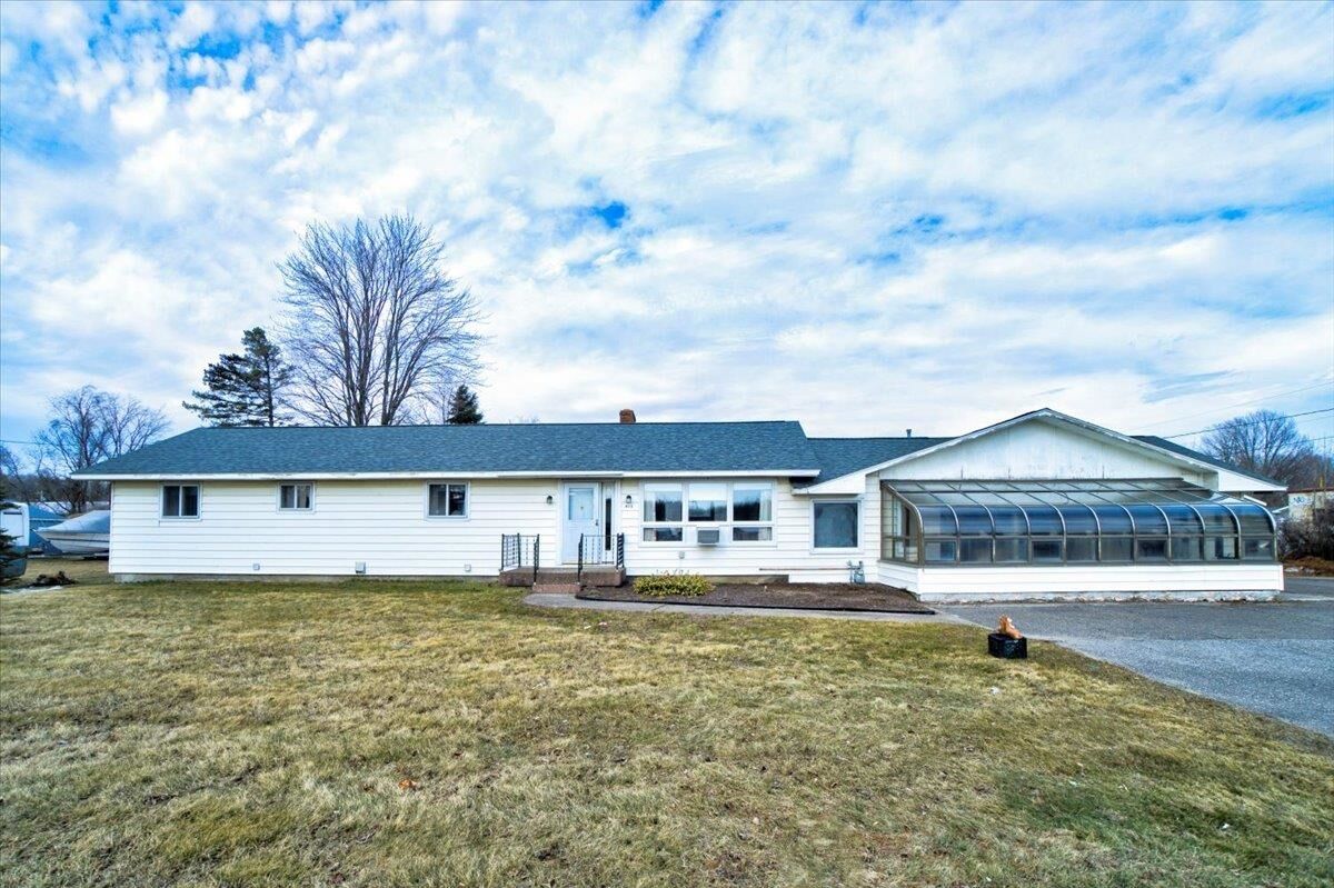 Property Photo: 411 Route 7 VT 05468