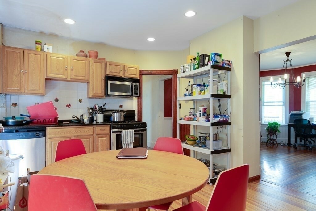 Property Photo: 20 Rosemary St 1 MA 02130