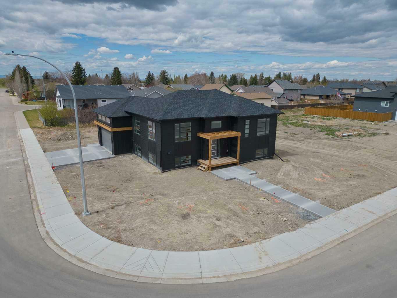 Photo de la propriété: 302 5 Avenue AB T0L 1S0