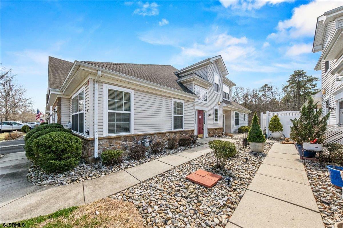 Property Photo: 34 Ables Run Dr NJ 08201